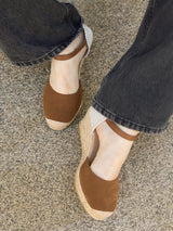 CARINA VELOUR ALMOND